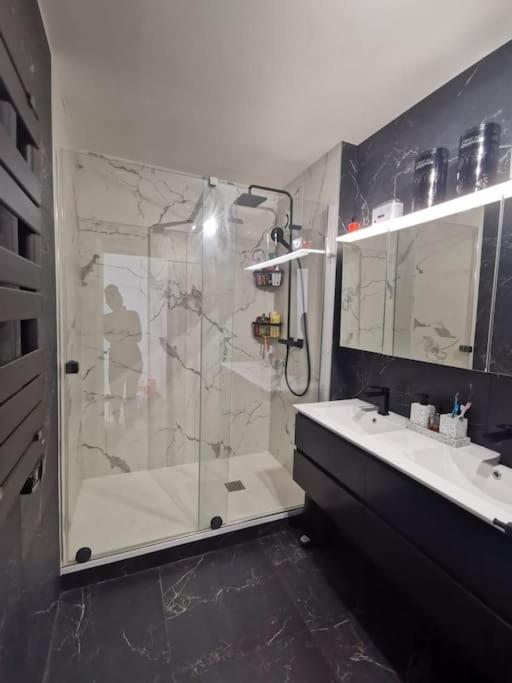 Le Parmelan - Grand Appartement Familial Avec Vue Sur La Montagne Annecy Extérieur photo